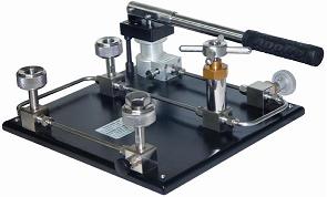 ZY-YFT-2000Q台(tai)式氣壓(yā)壓力泵(bèng)